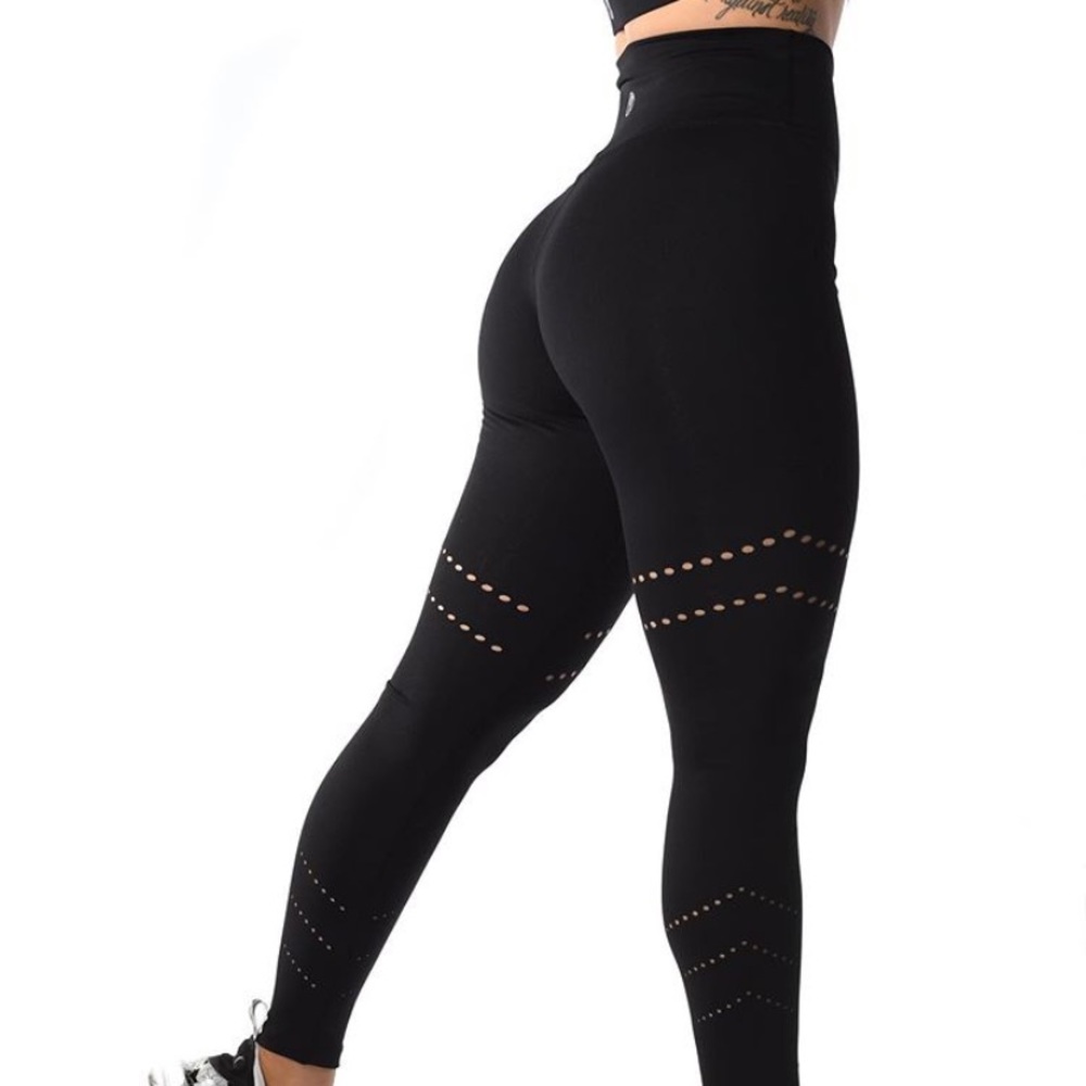 Resilient Avidity  FOR TRADE WITH  @kelseyabell